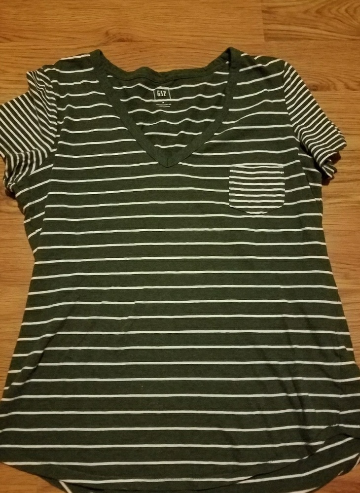 Gap vintage wash tee
